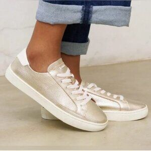 NWT Soludos The Ibiza Classic Leather Platinum Sneaker Women’s Size 5